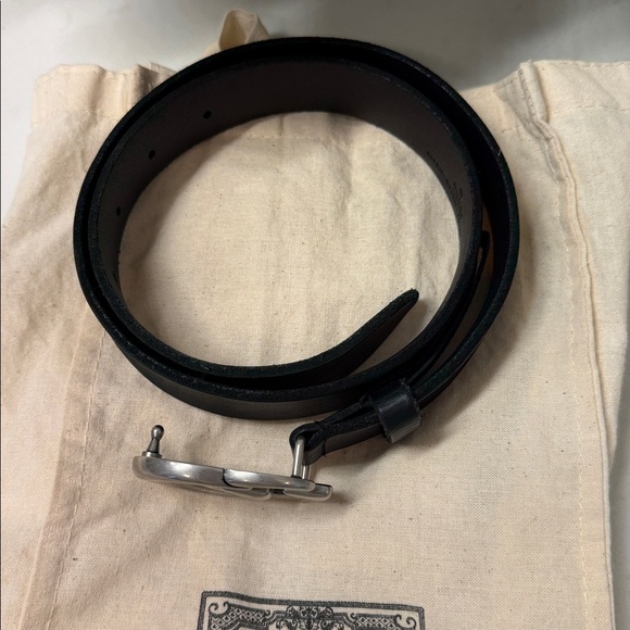 Gucci Black Belt with Silver GG Buckle - Picture 3 of 5